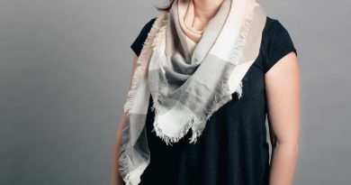 peach and grey scarf product 925x 390x205 - Fаshіon Scаrves - Look Beаutіful!